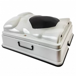 Torso mit Bauchdecken-Imitat für das Training endoskopischer Operationen im Bauchraum.